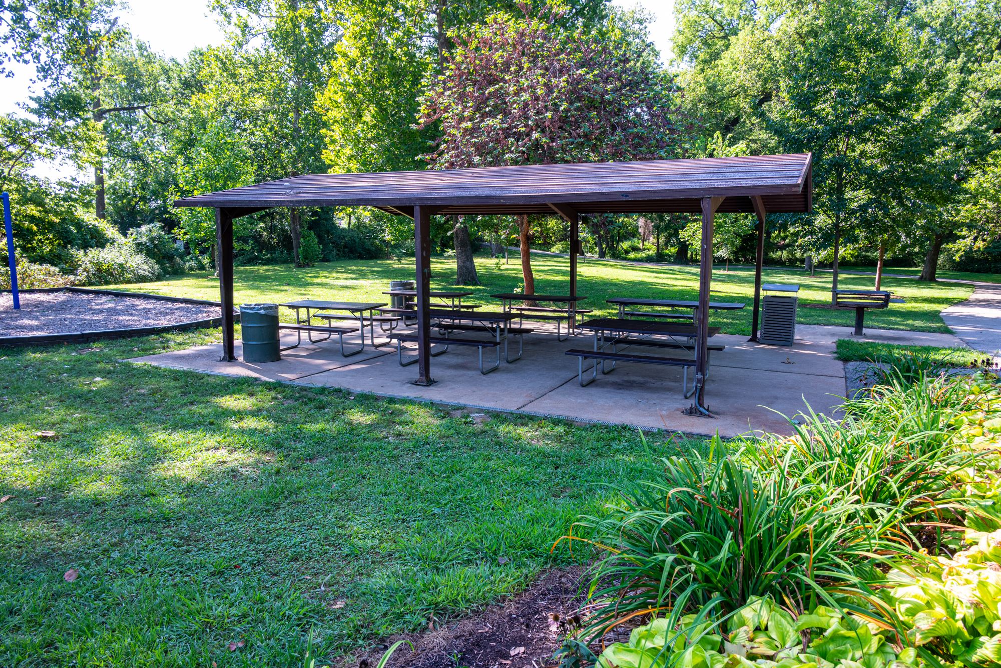 Memorial Pavilion 1 Side